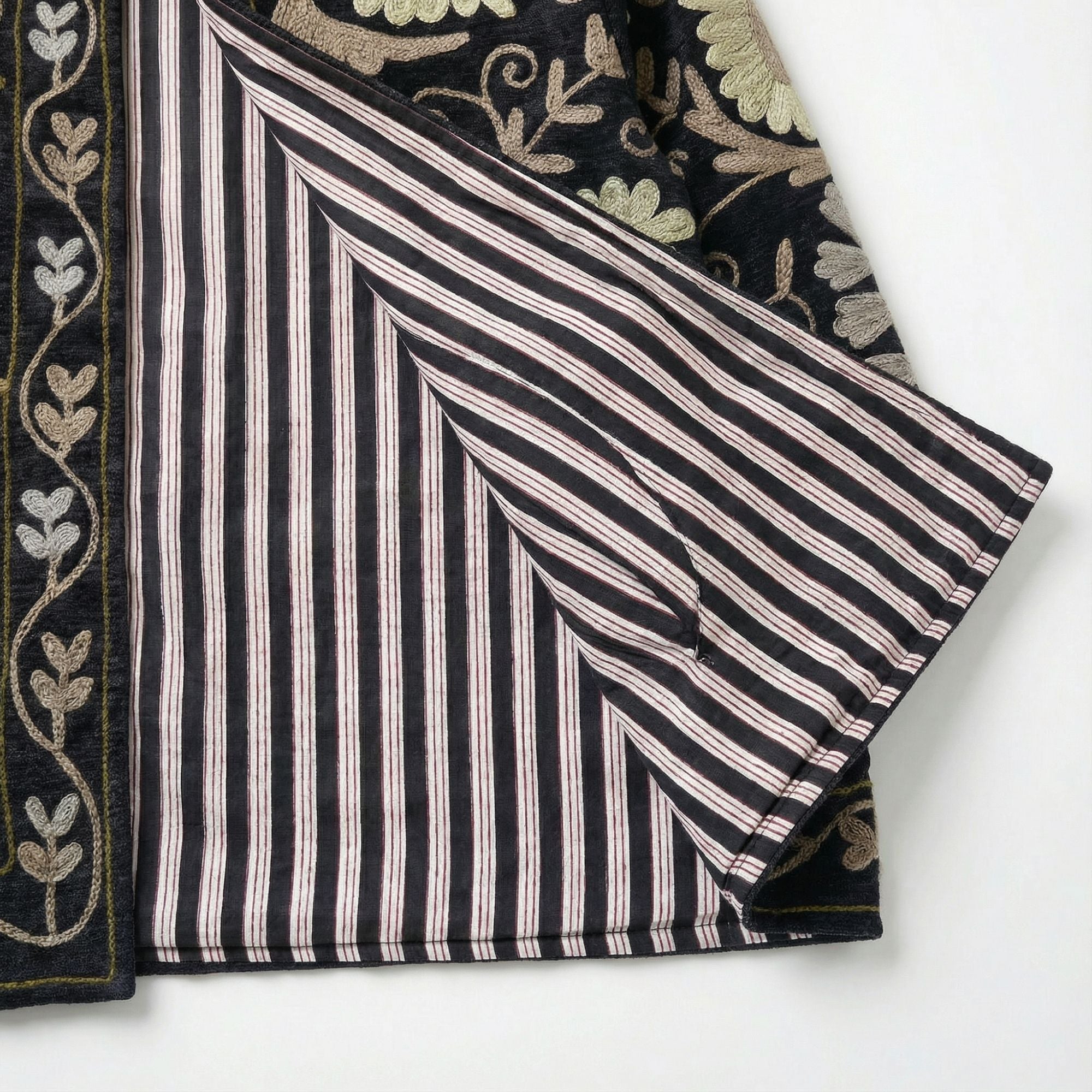 Equuleus Textured Jacket